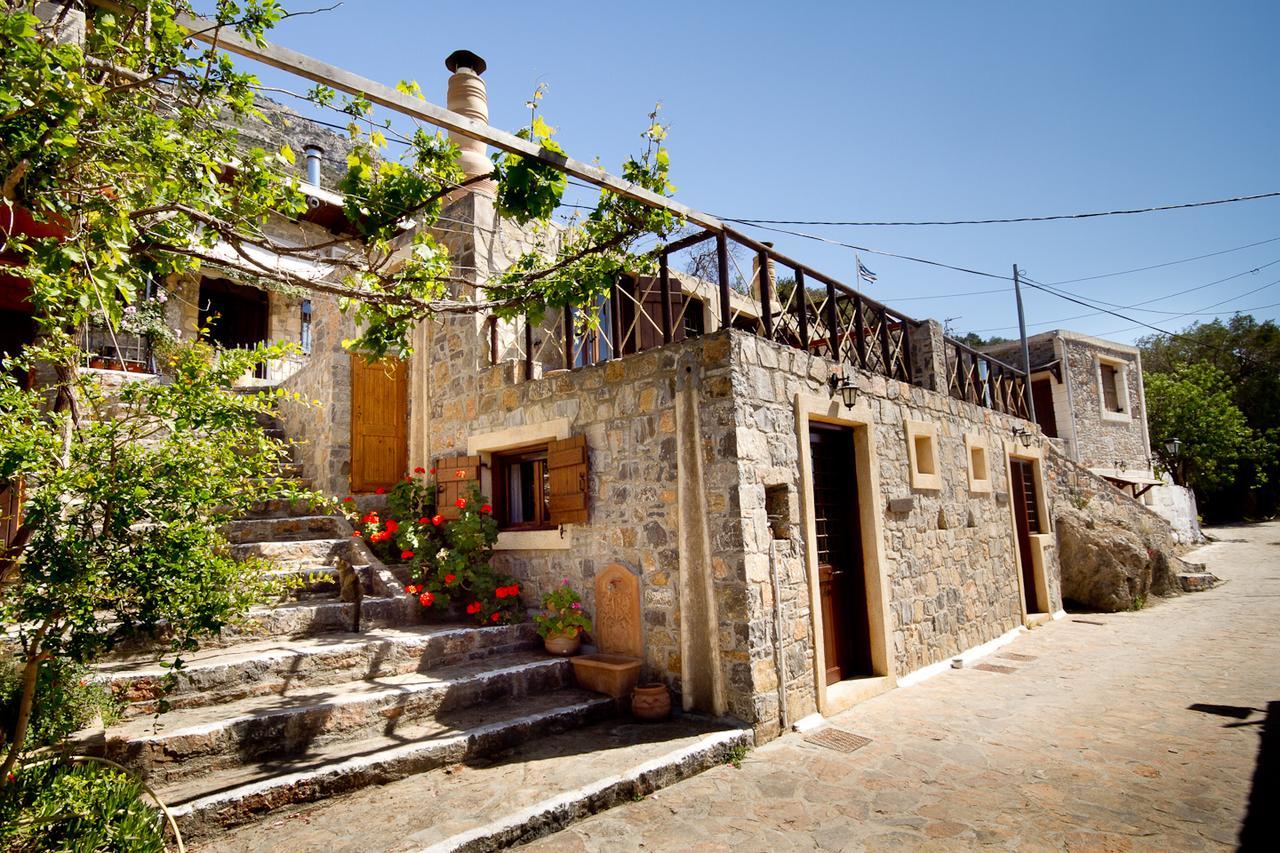 Monastiraki Traditional Guest House Monastirakion  Buitenkant foto
