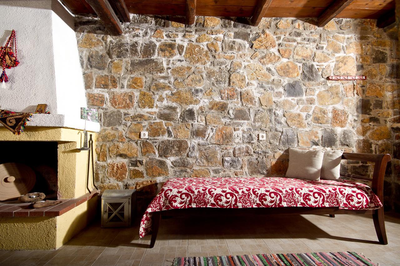 Monastiraki Traditional Guest House Monastirakion  Buitenkant foto