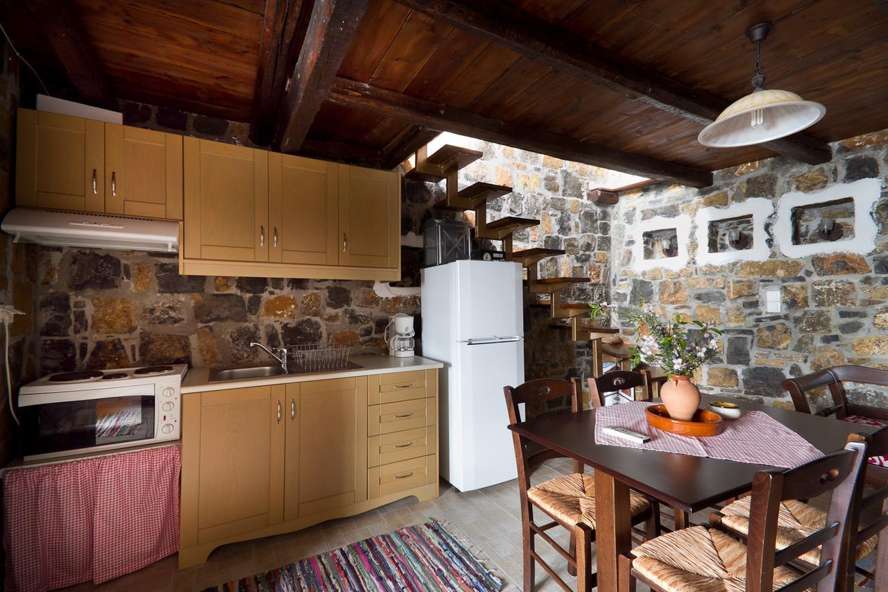 Monastiraki Traditional Guest House Monastirakion  Buitenkant foto