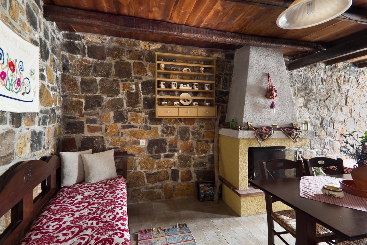 Monastiraki Traditional Guest House Monastirakion  Buitenkant foto