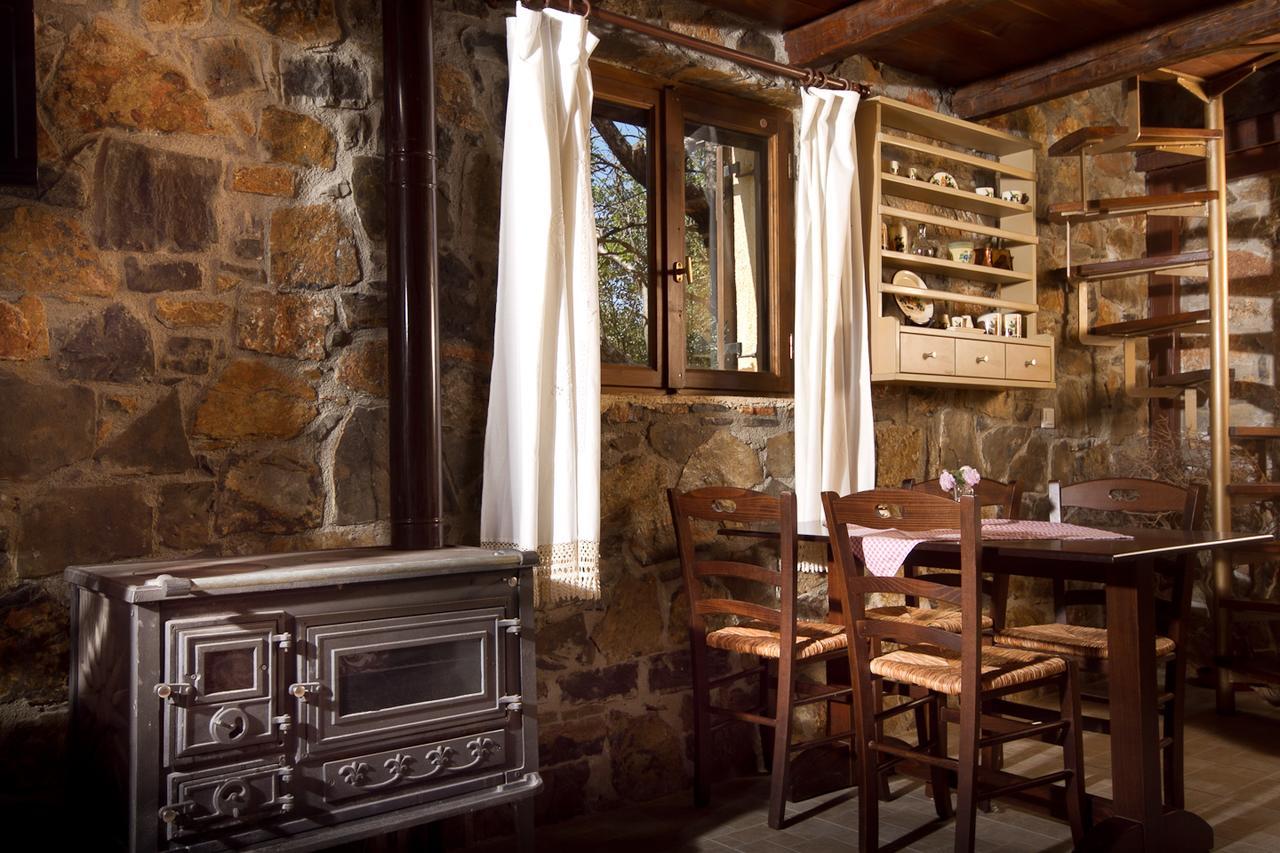 Monastiraki Traditional Guest House Monastirakion  Buitenkant foto